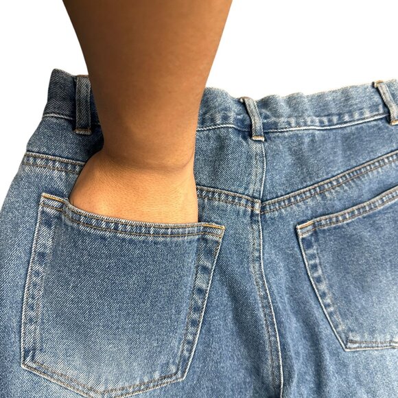 California Style Womens 8 Blue Bedazzled Denim Jeans Rhinestones Pocket Studs - Picture 9 of 12